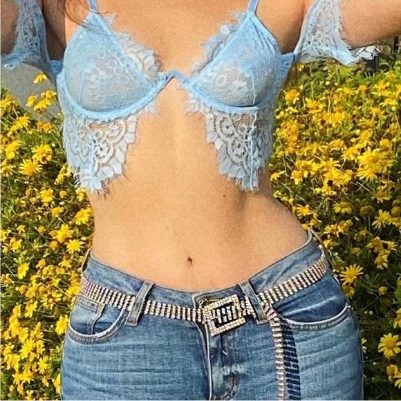 Lace bralette top - Picture 3 of 4